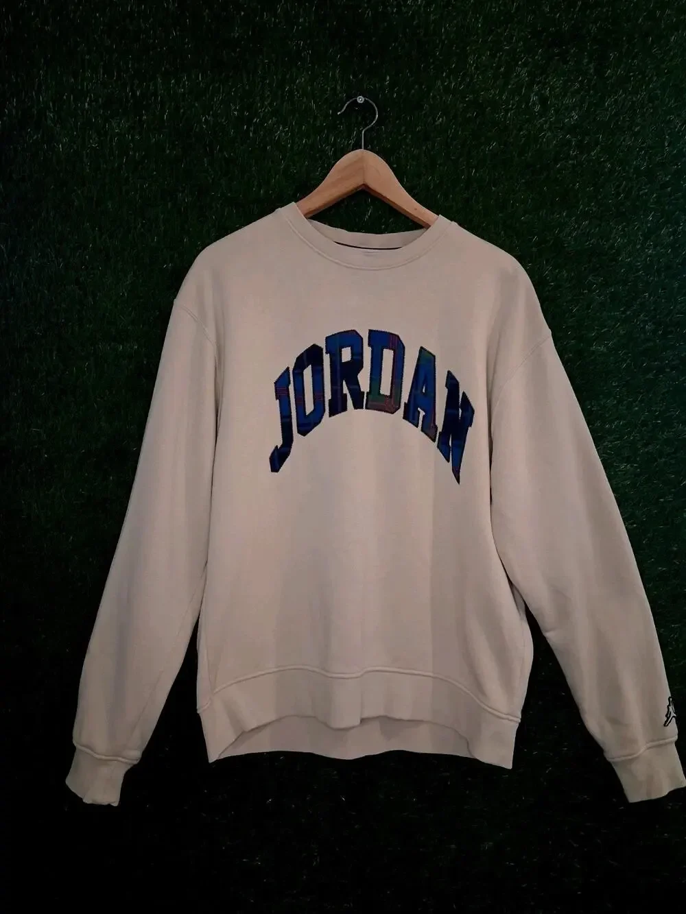 Nike Air Jordan Essential Holiday Plaid Fleece Crewneck Sweatshirt Rattan Men's